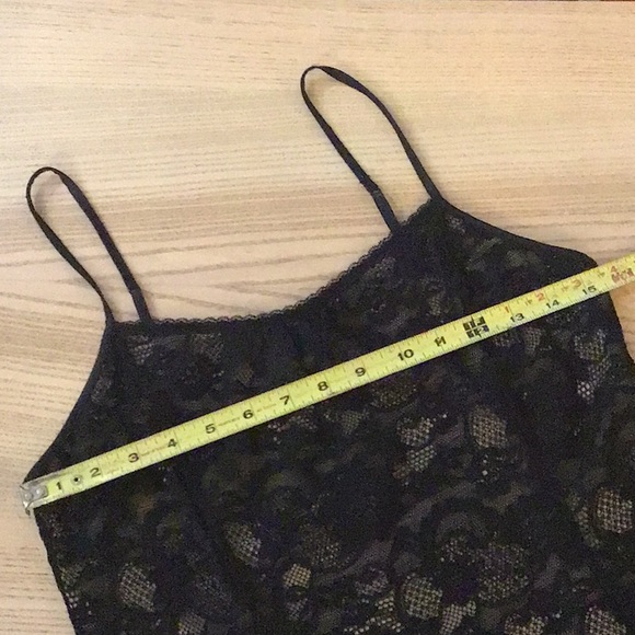 Express lace cami - Picture 3 of 6
